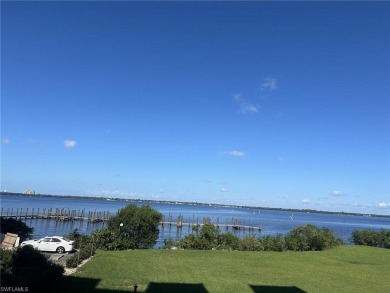 Look at these breath taking views.  This gated community is