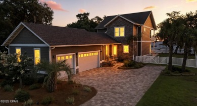 Luxury Bayfront Home in Panama City Discover an exquisite