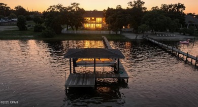 Luxury Bayfront Home in Panama City Discover an exquisite