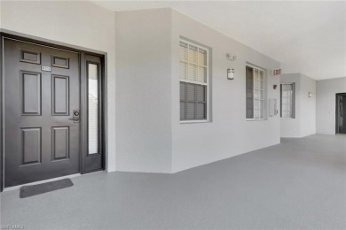 Welcome to your slice of paradise in the heart of Naples! This