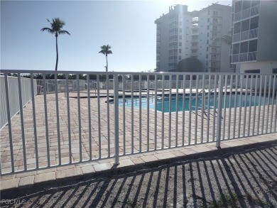 Discover Coastal Paradise at Bonita Beach and Tennis. This unit