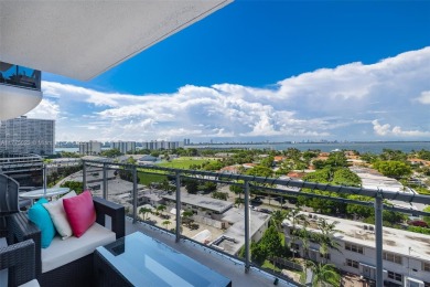 SPACIOUS 2BED/2BATH UNIT WITH PANORAMIC VIEWS OF BISCAYNE BAY