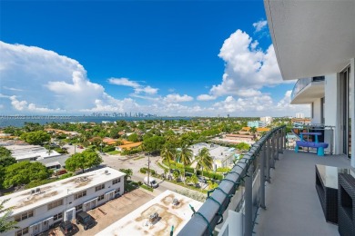 SPACIOUS 2BED/2BATH UNIT WITH PANORAMIC VIEWS OF BISCAYNE BAY