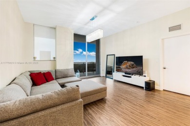 SPACIOUS 2BED/2BATH UNIT WITH PANORAMIC VIEWS OF BISCAYNE BAY
