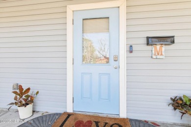 This beautifully designed single-family home is the perfect mix