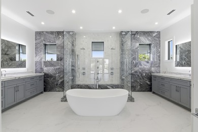 Modern Waterfront Estate in The Village of North Palm Beach