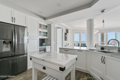 Welcome to Ocean Villas, directly on the beachfront in beautiful