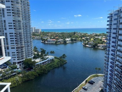 Spectacular views of the Intracoastal Waterway and Atlantic
