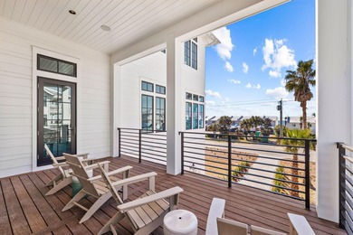 HAS BEACH ACCESS! Welcome to 8103 E County Hwy. Luxury is at the