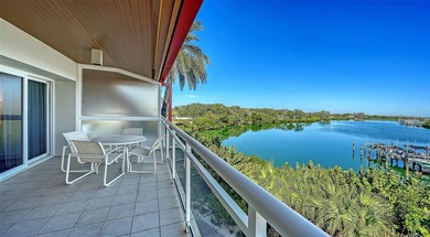 This beautifully remodeled Junior Suite captures serene lagoon