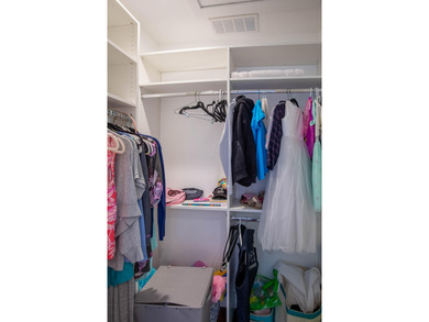 Timeless elegance in Palm Beach Polo & Country Club! This 6BD/6