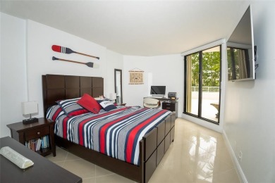 Welcome to this charming Ocean front living condo 2-bedroom