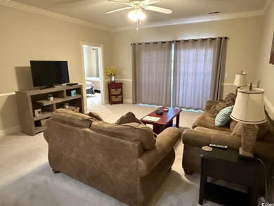 Well maintained condo in the heart of Myrtle Beach on an elegant