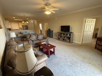 Well maintained condo in the heart of Myrtle Beach on an elegant