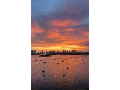 Spectacular views of Miami skyline, Biscayne Bay and Atlantic
