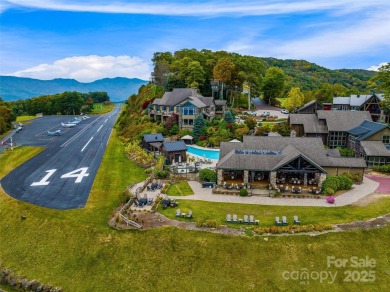 Nestled in a Fly-in/Fly-out community, this mountain retreat