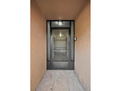 One or more photo(s) has been virtually staged. Enjoy the