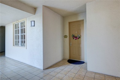 2/2 + Den Condo-2 GARAGE PARKING SPOTS North Star Yacht Club: