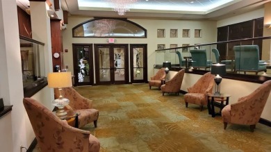 This is a great condo located in the well sort after community