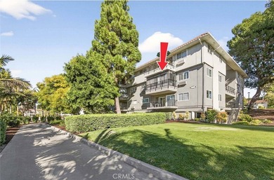 iscover the perfect balance of style and function in this