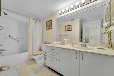 A TOP-RATED 55+ COMMUNITY! Beautifully maintained 2/2 condo in