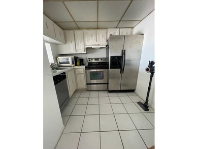 SELLER IS VERY MOTIVATED Discover this charming 1-bedroom