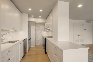 WOW!  What a deal!!! Appx 1100 square foot, 2 bedroom, 2 full