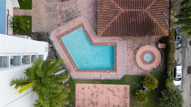 This 1 bedroom 1 bath condo offers a great opportunity for both