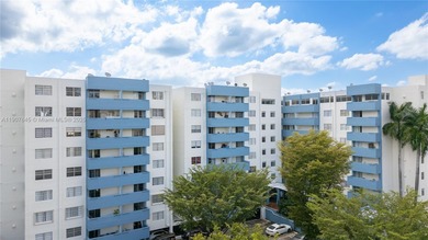 This 1 bedroom 1 bath condo offers a great opportunity for both