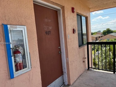 Priced to sell. 2/2 corner unit on 4th floor in a great location