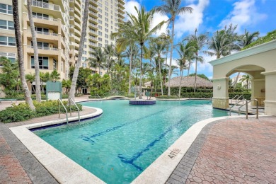 Spacious 2 bed / 2 bath condo in the heart of Aventura! Bright