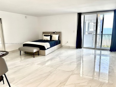 Investor's Dream: Luxurious Oceanfront Condo with Stunning Miami