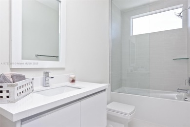 The perfect townhome for entertainment! This townhome offers a