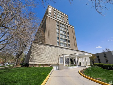 Priced to move & packed with comfort & convenience, this is your