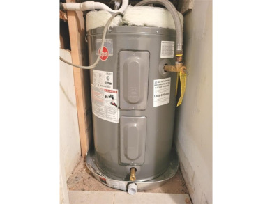 $67,888 .. 55+ Community.   Price to sell ... updated spacious