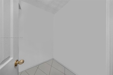 Enjoy breathtaking Bay views from this elegant 2 bed / 2 bath