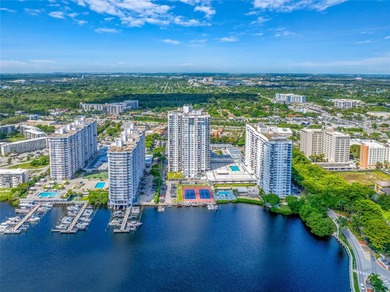 Enjoy breathtaking Bay views from this elegant 2 bed / 2 bath