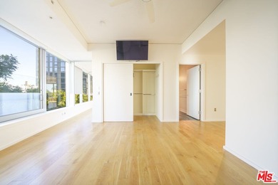 Evo is an impeccably modern residence rising 24 stories above