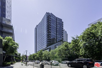 Evo is an impeccably modern residence rising 24 stories above