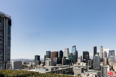 Evo is an impeccably modern residence rising 24 stories above