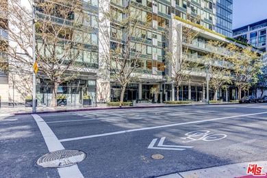 Evo is an impeccably modern residence rising 24 stories above