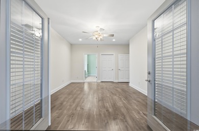 Luxury Living on the Golf Course - Dual Suites, Enclosed