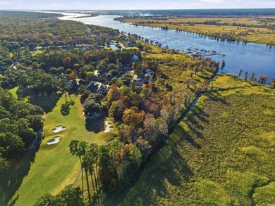 Luxury Living on the Golf Course - Dual Suites, Enclosed