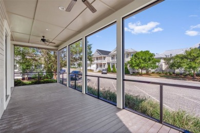 The answer to your lake living dreams! Make your move to this