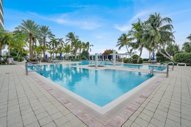 Welcome to The Plaza at Oceanside! Spectacular sun-drenched