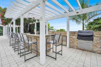 Welcome to The Plaza at Oceanside! Spectacular sun-drenched