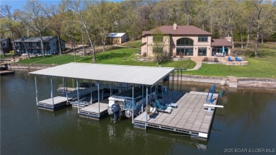 Must see one-of-a-kind property. CUSTOM built THOMAS