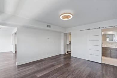 FREE DOCK SLIP 1ST YEAR, PRICE JUST REDUCED BY MOTIVATED