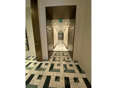 Welcome to SLS LUX BRICKELL!! This stunning residence offers
