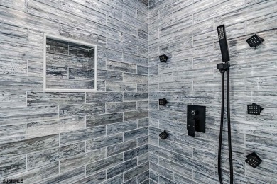 Boardwalk Penthouse nestled on the 34th Floor! Offers